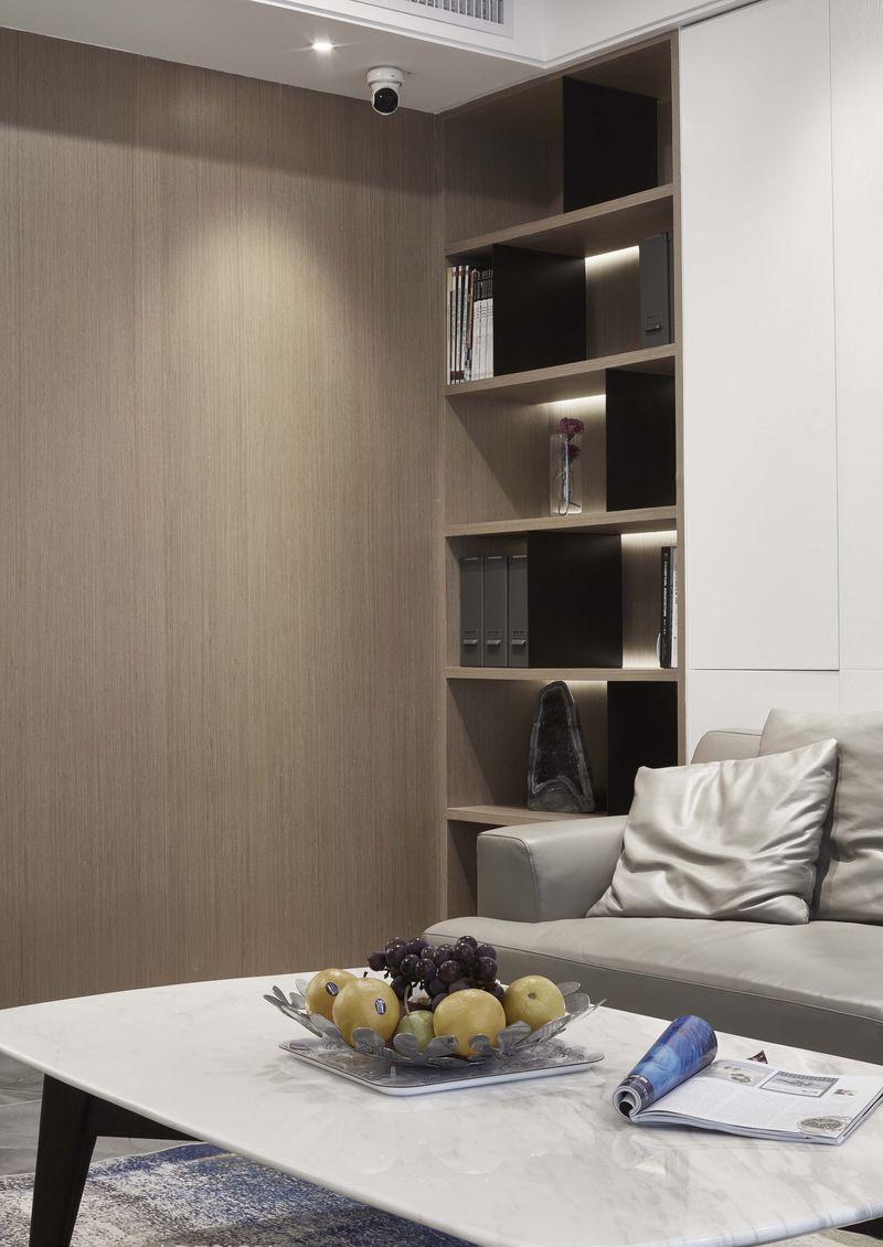 深圳市政大院现代简约私宅 | 灰色、白色与木色的极简艺术-12