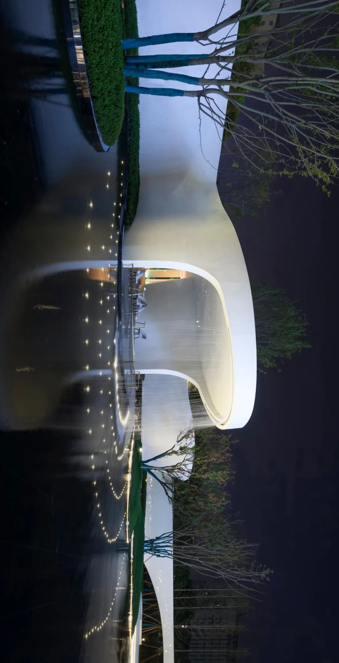 领地悦府 | 红蓝对决的景观艺术-13