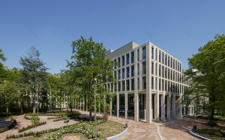 荷兰 Tergooi Medical Center | 绿色森林般的医疗空间-18