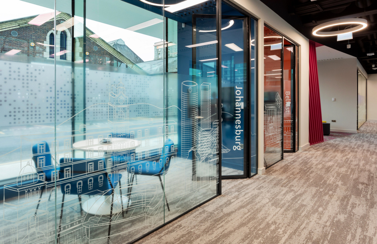 爱尔兰 Saon 集团新办公室 - 都市风格与互动空间的完美融合-21