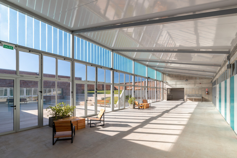 乌拉圭托莱多 CBT 教育中心 | 简约美观的公共教育空间设计-33