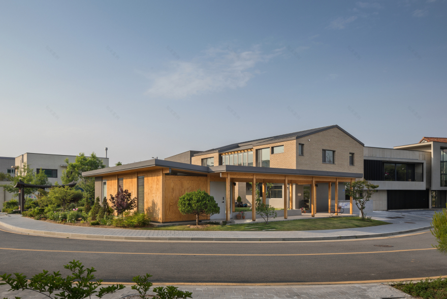 10M4D House / guga Urban Architecture-26