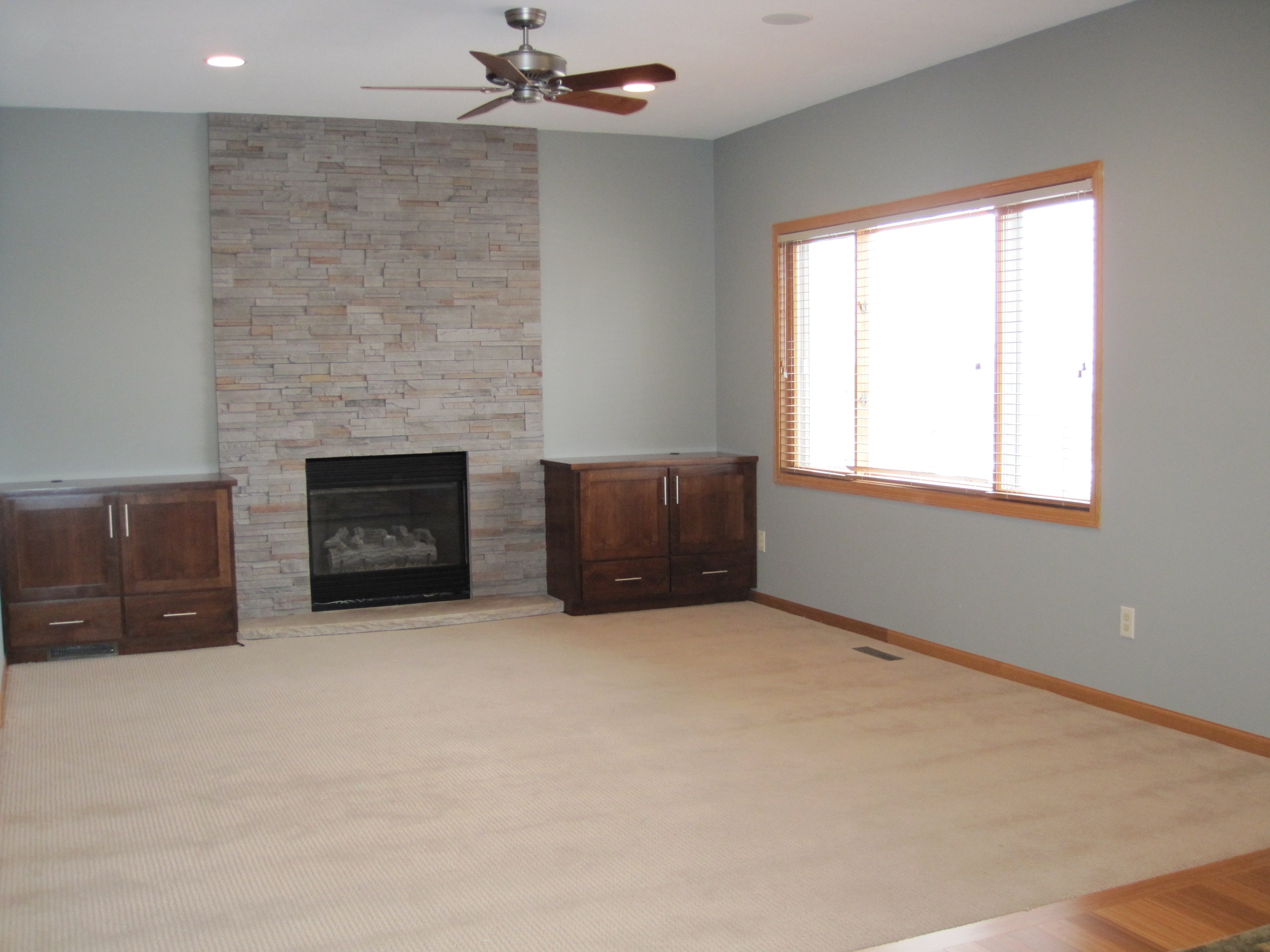 Lakeville大型定制厨房改造项目丨Evan Marie Interiors-23