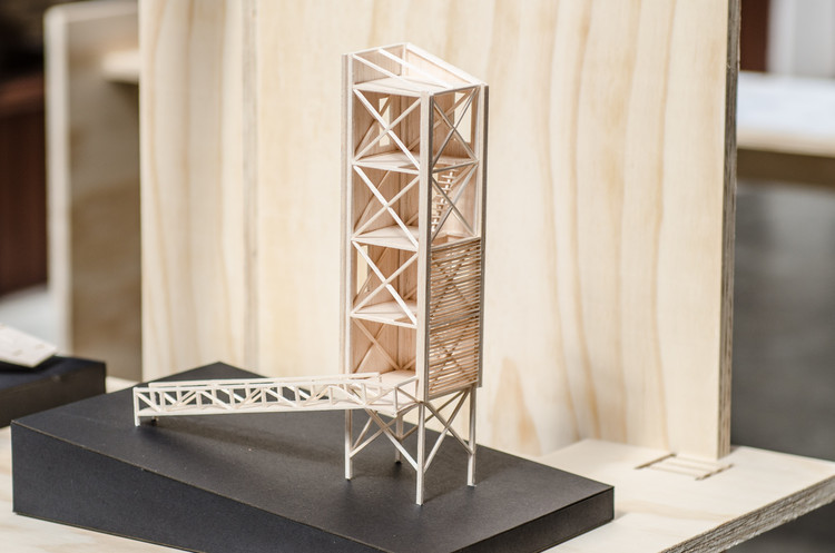 'Arquitectura y Madera'展览丨智利丨圣塞瓦斯蒂安大学建筑学院-16