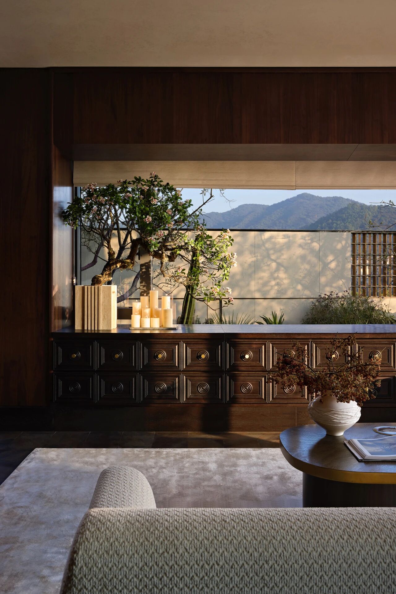 金地御湖颂丨中国广州丨硬装矩阵纵横,软装矩阵鸣翠-25