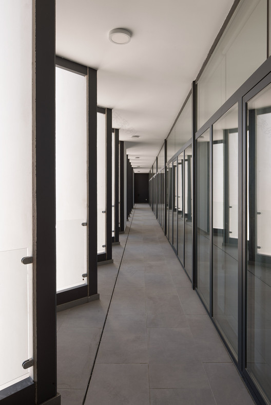 简约高效,自然采光 | JATA 新总部设计-9