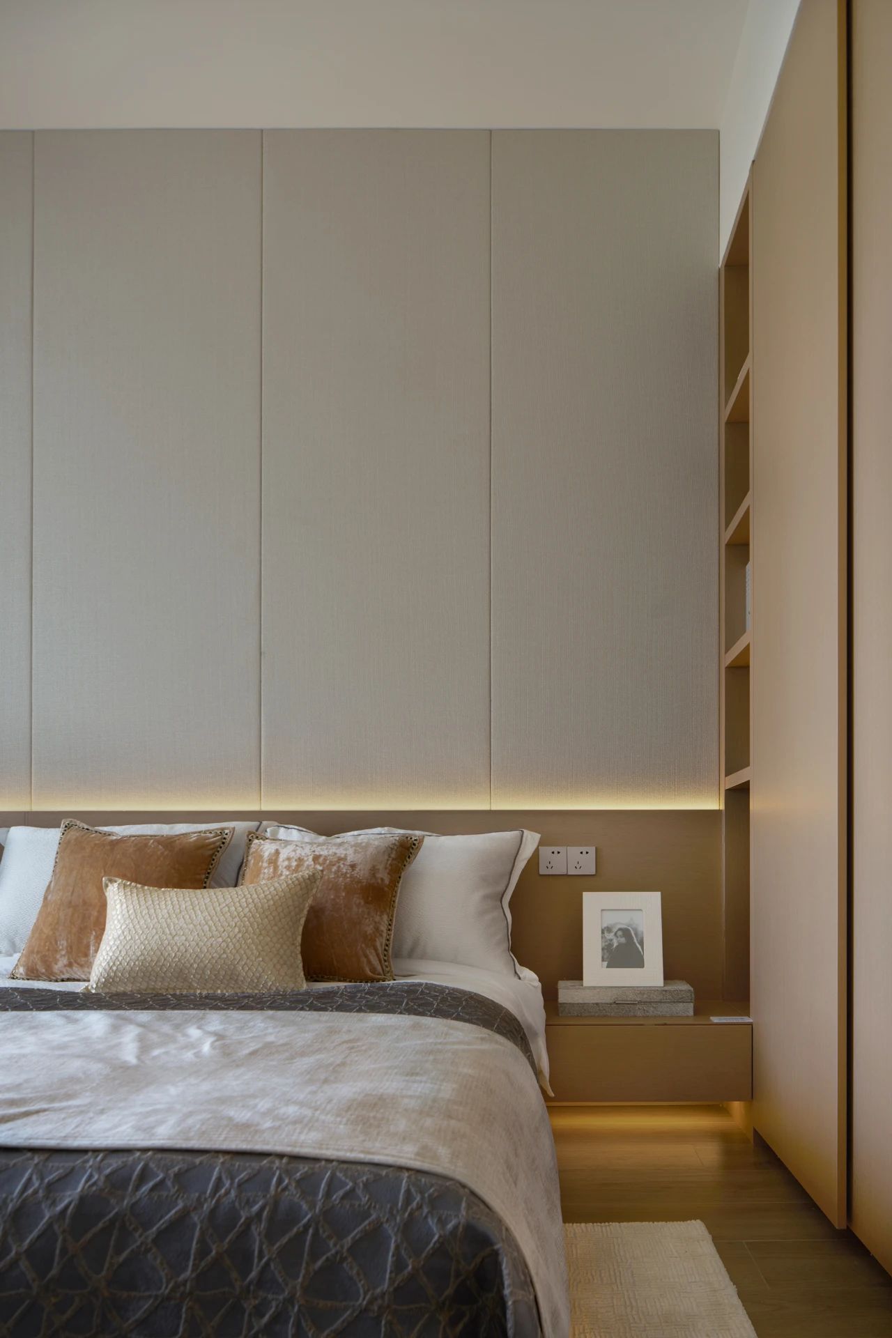 清水湾小镇里95户型精装样板房丨中国海南丨DIR物向文化,YOUW有物-34