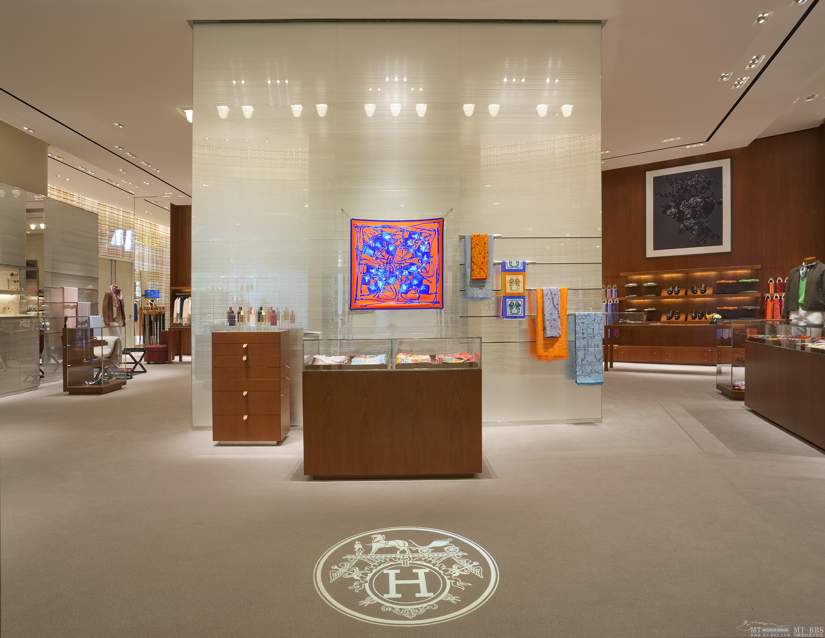 时尚品牌Hermes  爱马仕上海国际金融中心专卖店新店-1
