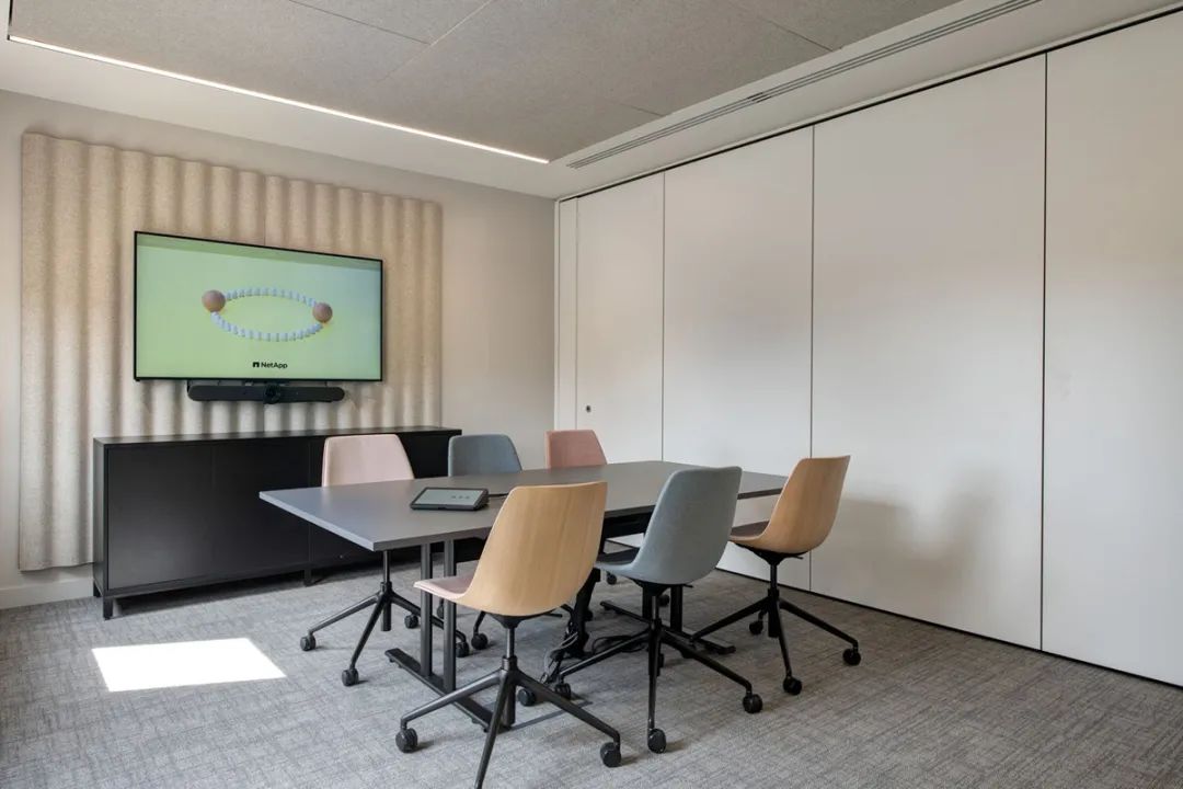 NetApp 英国温莎办公室设计丨DENTON-38