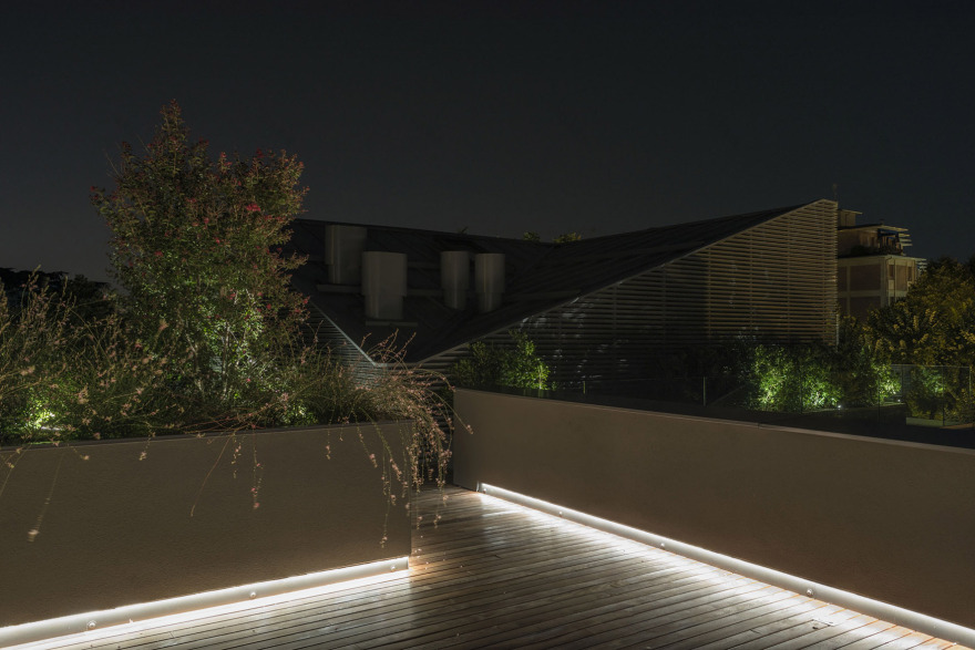 house on the park 2-23