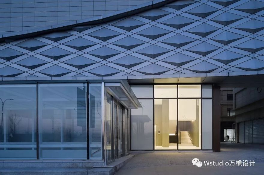 T台上的办公空间--融创永清云裳创研空间-1