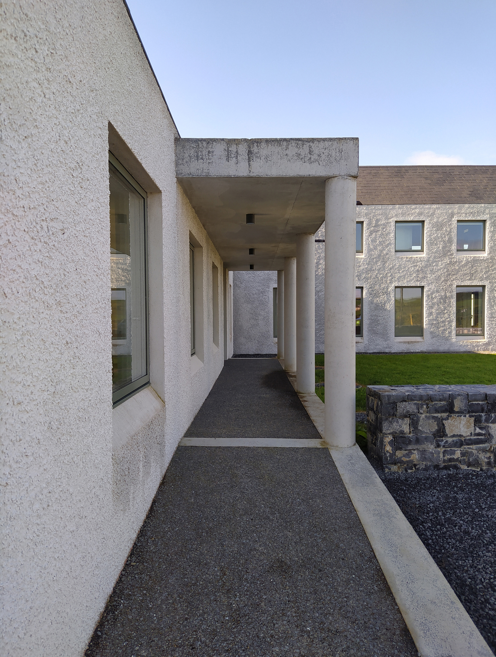 戈尔特·乌伊·盖奥辛丨爱尔兰克莱尔丨Fuinneamh Workshop Architects-36