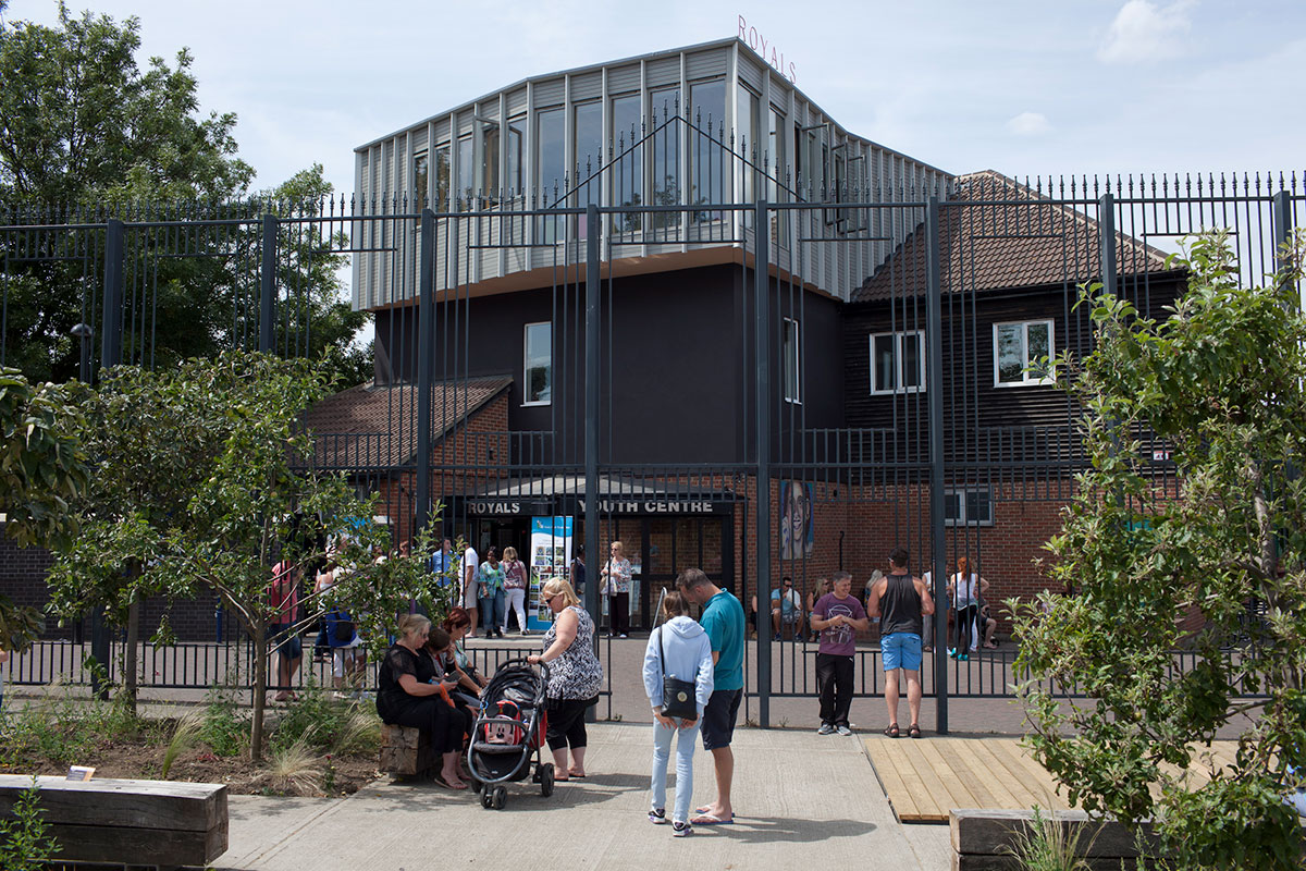 皇室青年中心丨civic London-8