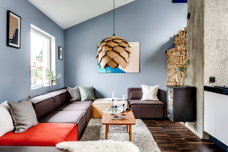 Alexander White 的现代工业风原木金属铁皮加盖设计-8