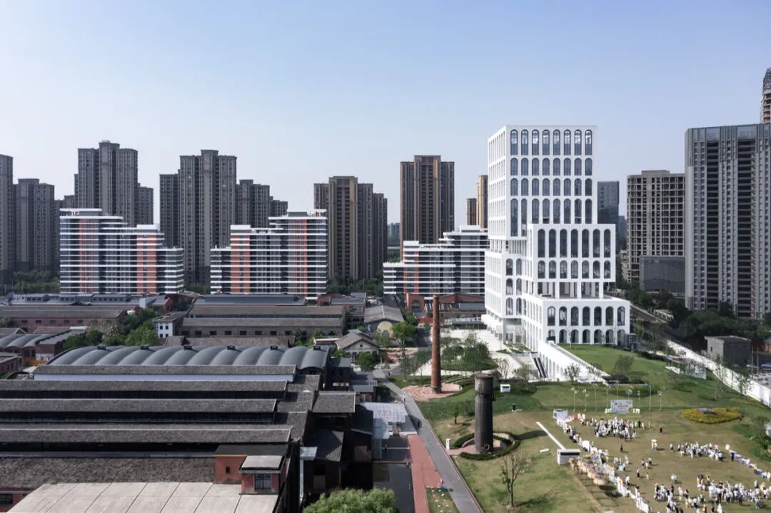 从工业废墟到创意地标：合肥合柴1972文创园改造项目-89