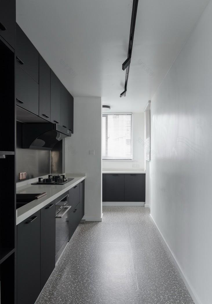 33 楼顶层之家-12