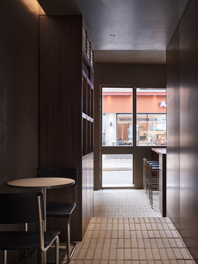 韩国 Perks Coffee 垂直质感的咖啡空间设计丨韩国首尔丨KKOL Studio-22