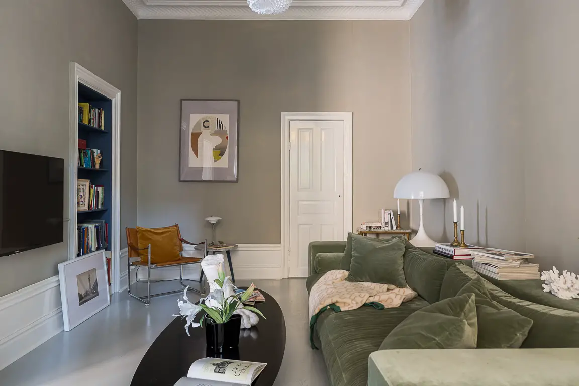 瑞典斯德哥尔摩小户型公寓 | 古老建筑中的现代温馨家园-7