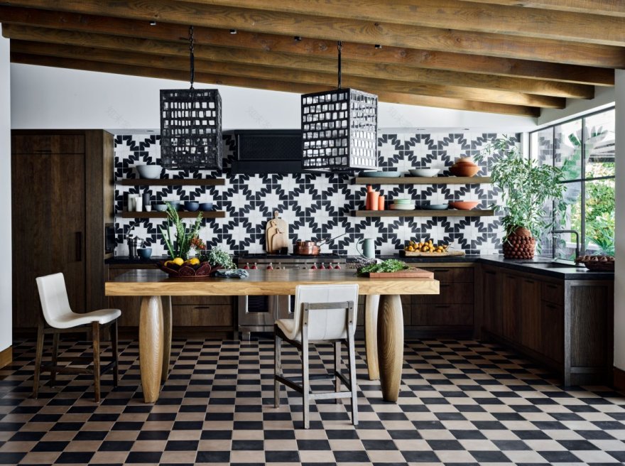 加州 Palm Springs 西班牙复兴风格住宅丨Lucas Interior 公司-6