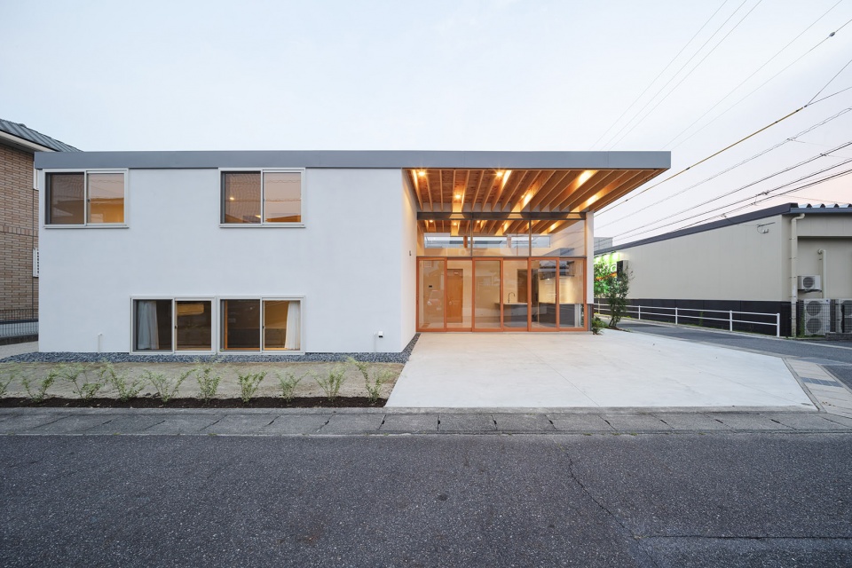 日本三好市爱知县钩状多层交叉房屋设计丨日本爱知丨IHARA Masaki + IHARA Kayo,ihrmk-15