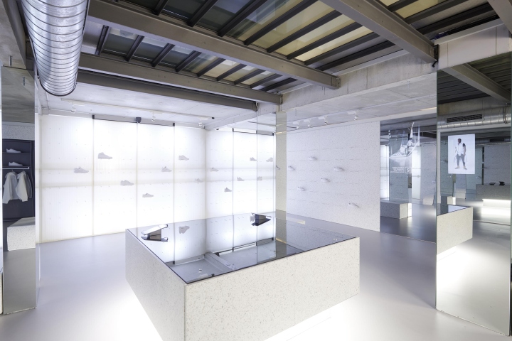 德国 SLFT 鞋店-15