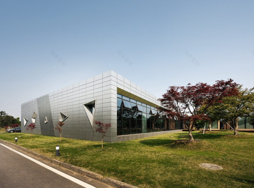 光影互动,打造多功能会议中心-11