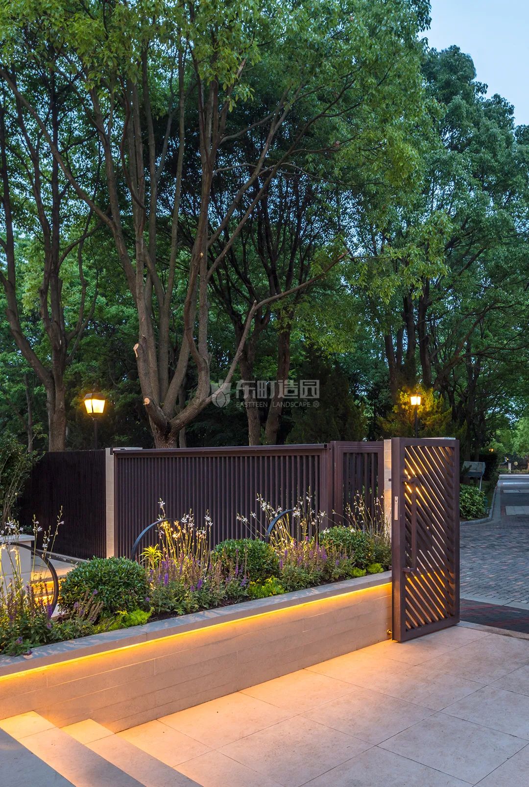 混合式布局庭院设计丨中国上海丨东町设计-14