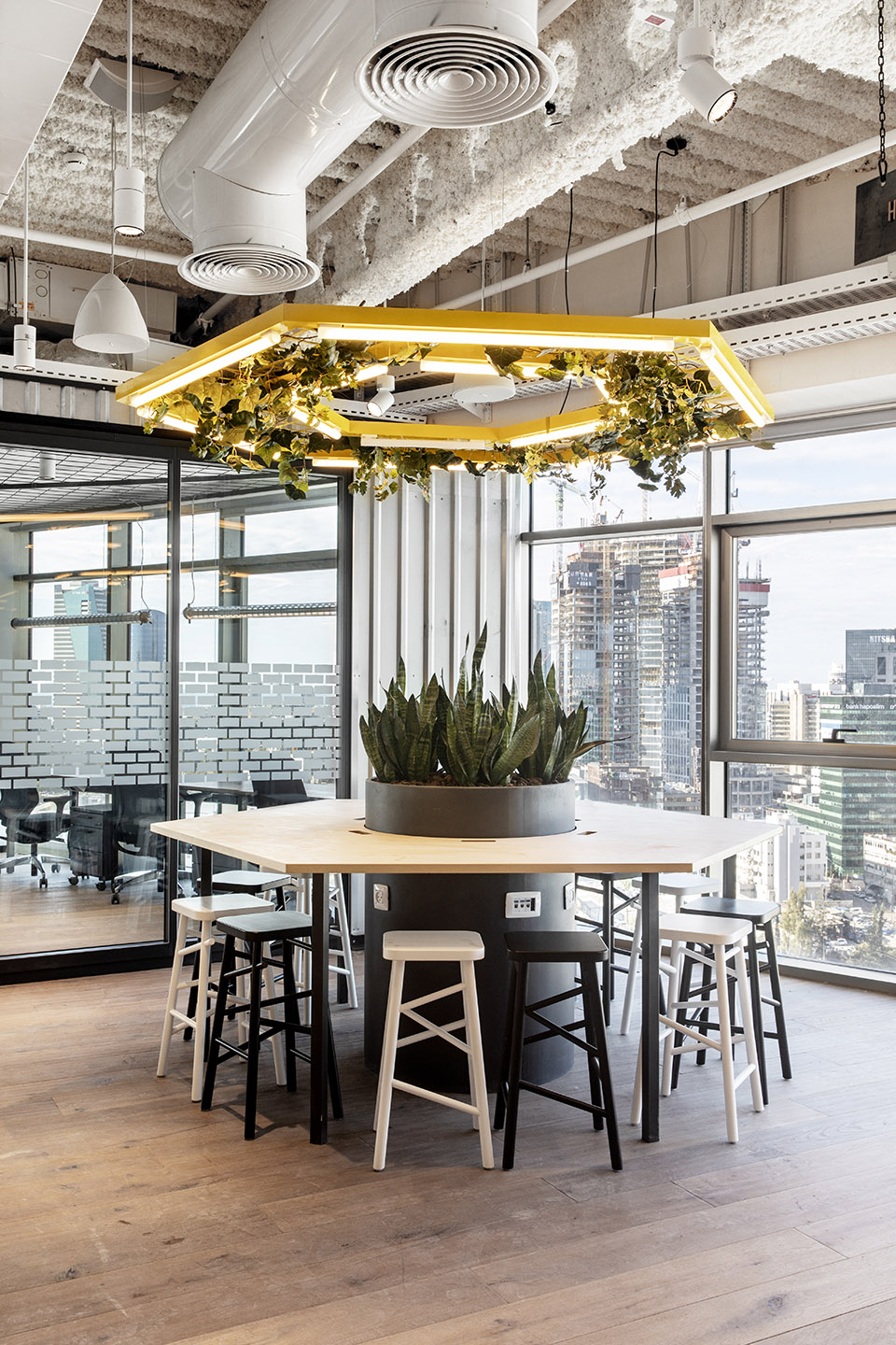 以色列Brain Embassy共享办公空间-54