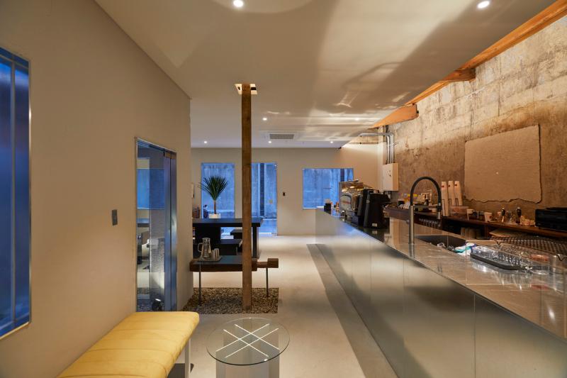 现代简约 20 平米咖啡馆，儿童友好设计展现温馨氛围-7