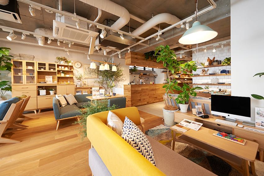 日本 ELD 原木风家具门市的温馨设计亮点-1