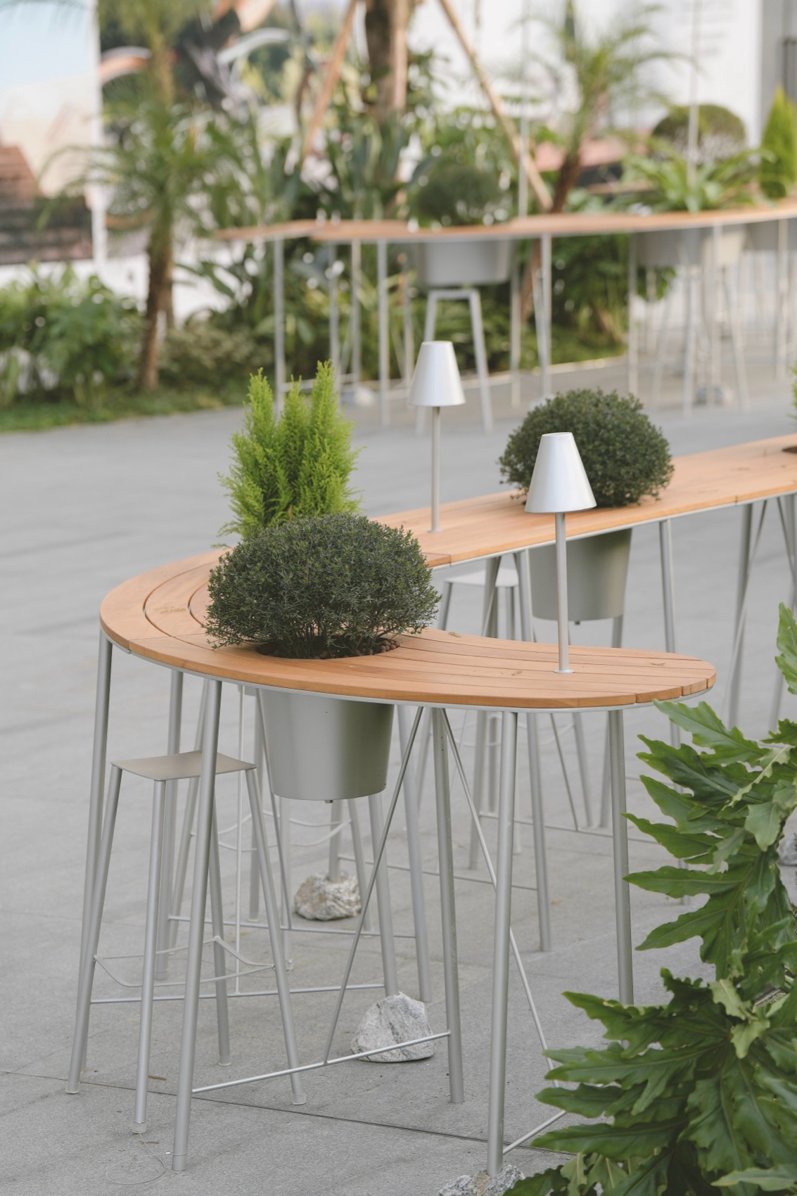 河流与卵石:桌桌计划2·0公共家具及摊位设计丨中国成都丨行波工作室（公共家具与市集摊位）等多家-35