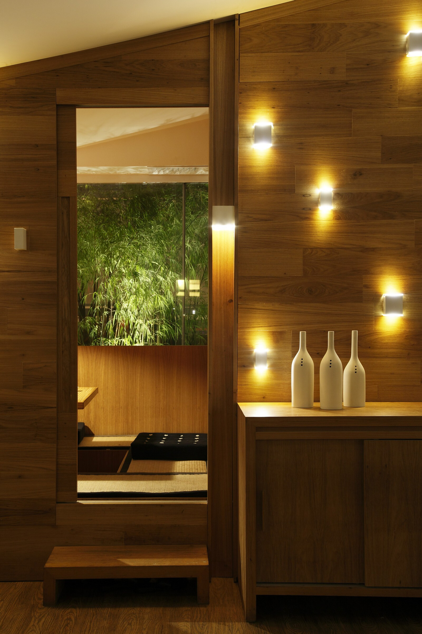 巴西传统日料店 Kotobuki 的现代翻新-25