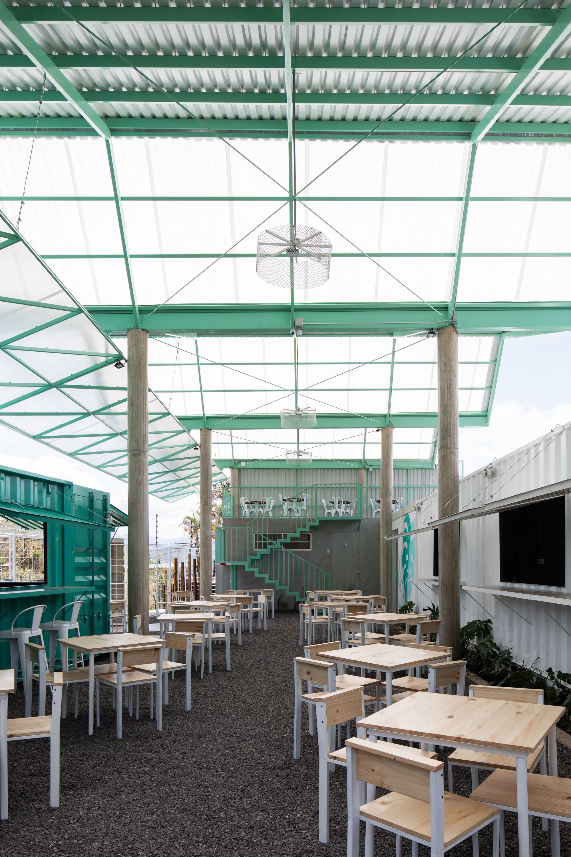 美食广场 224 号路线丨哥斯达黎加丨Quince Cero Uno Arquitectura-18