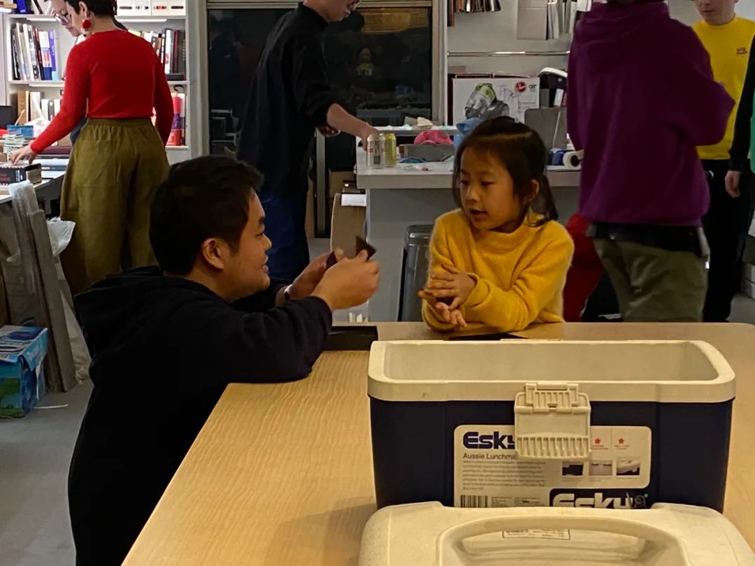 新办公室圣诞慈善派对丨中国上海丨Lukstudio-58