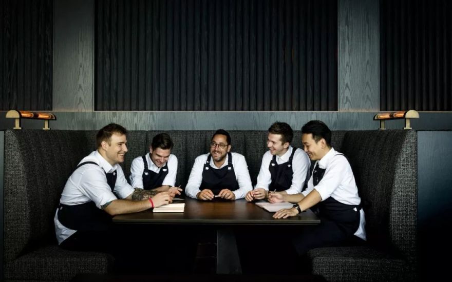 美国米其林三星大厨首家海外餐厅亮相深圳:奢侈是什么? 邵程-43