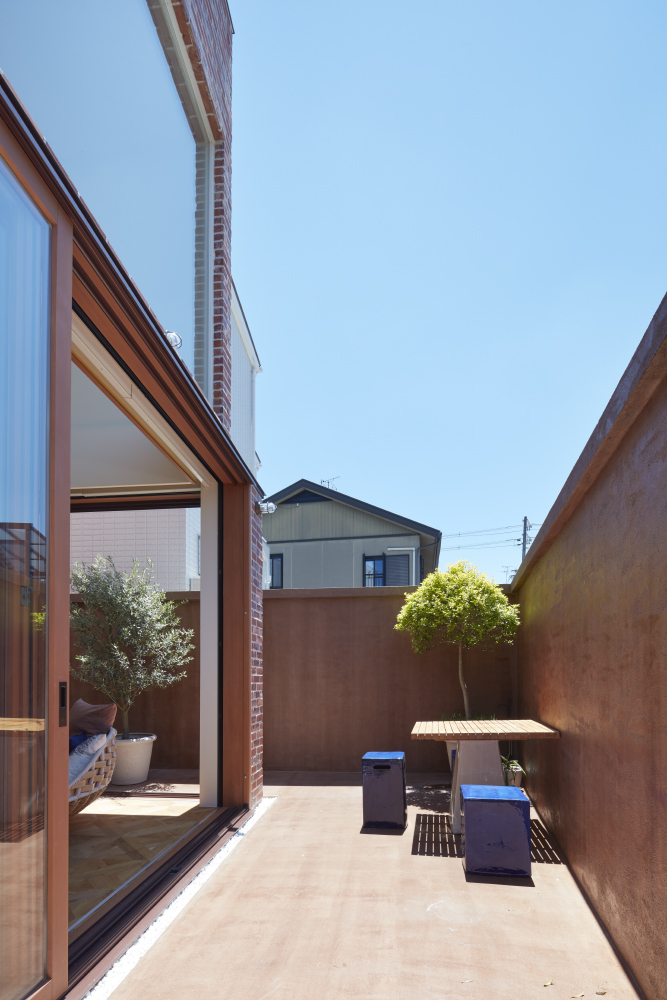 大阪度假风住宅 设计巧妙融合私密与开放-25