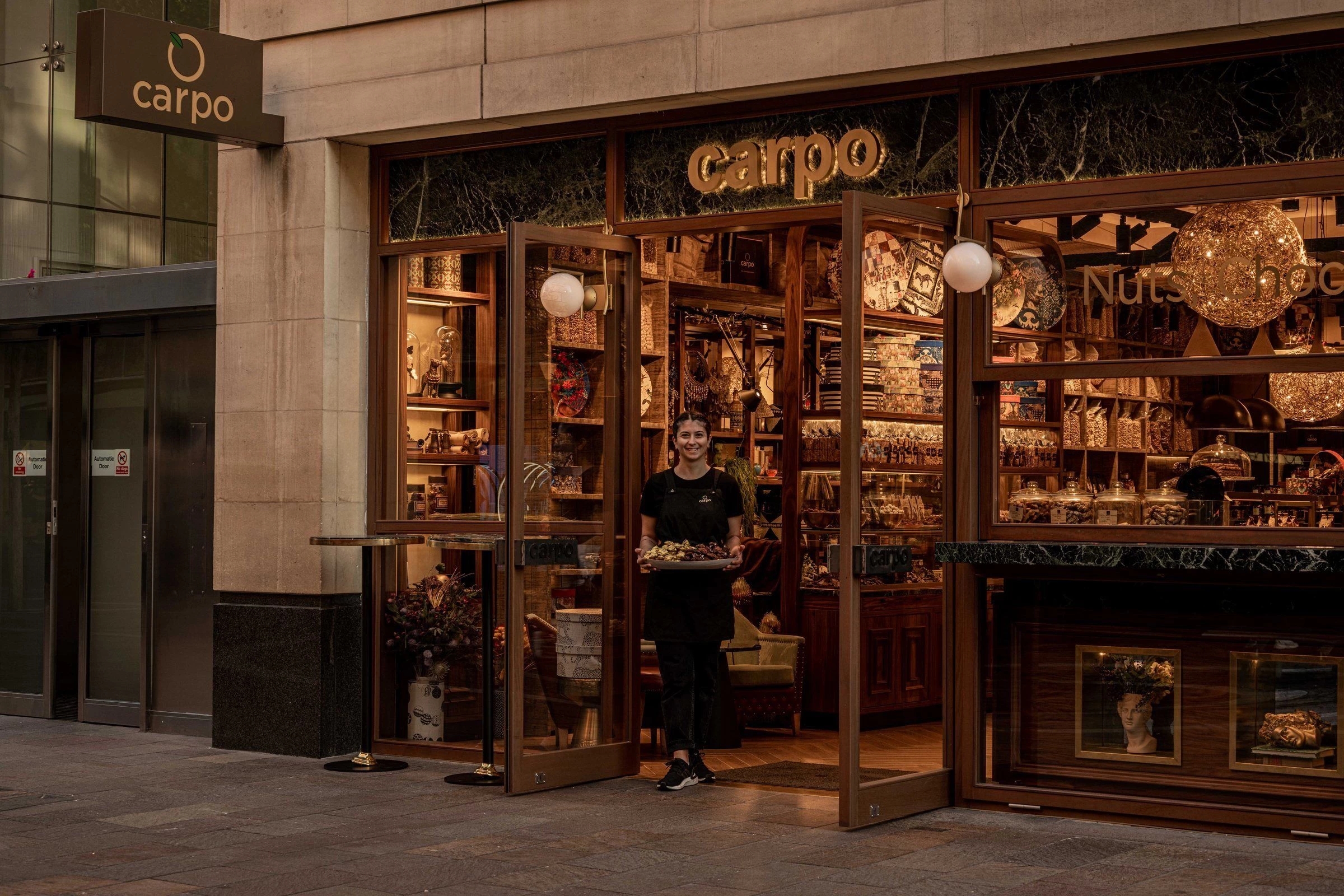 卡普罗商店丨英国伦敦丨Paly Architects-23