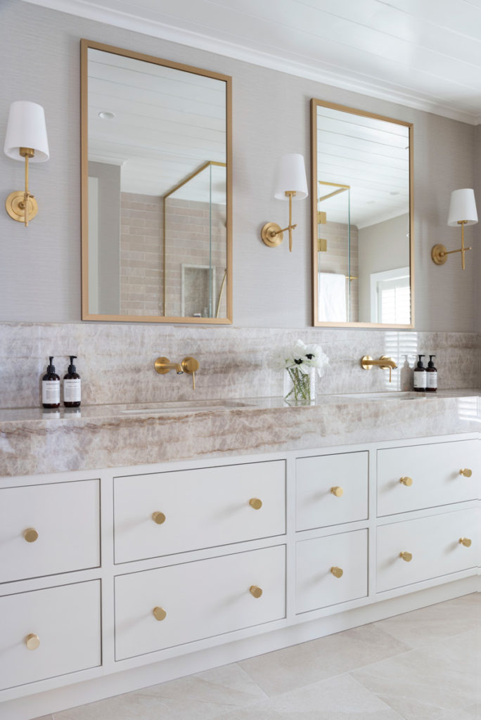 传统度假屋  住宿加早餐工作室

注：B & B常见为Bed and Breakfast的缩写，意为住宿加早餐  -21