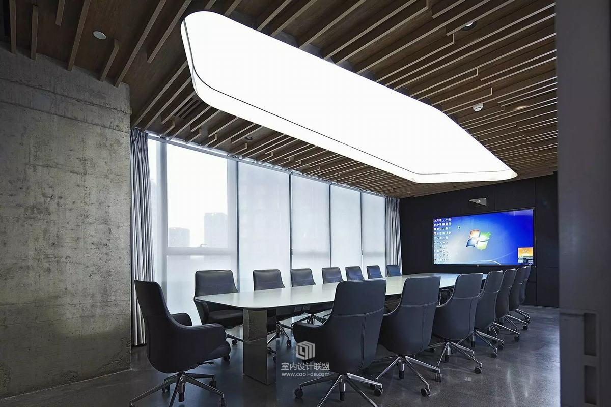 曾卫平设计-光与色的对话，充满艺术创意的办公设计-17