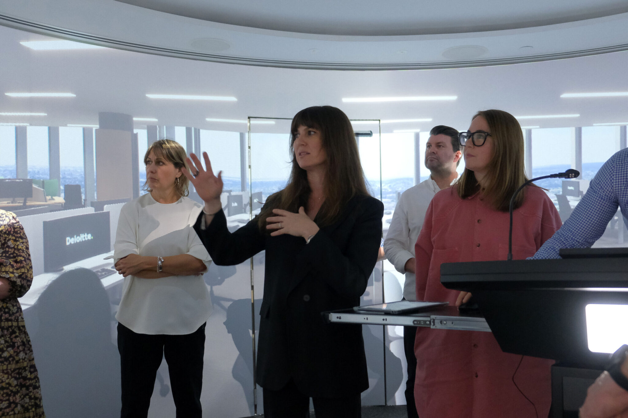 Designers harness virtual reality prototyping to design Deloitte’s Adelaide workplace | Woods Bagot-0