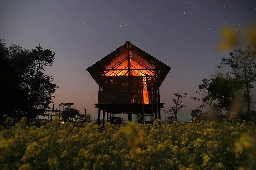 印度竹制高跷屋 | 抗洪环保的社区建筑-11