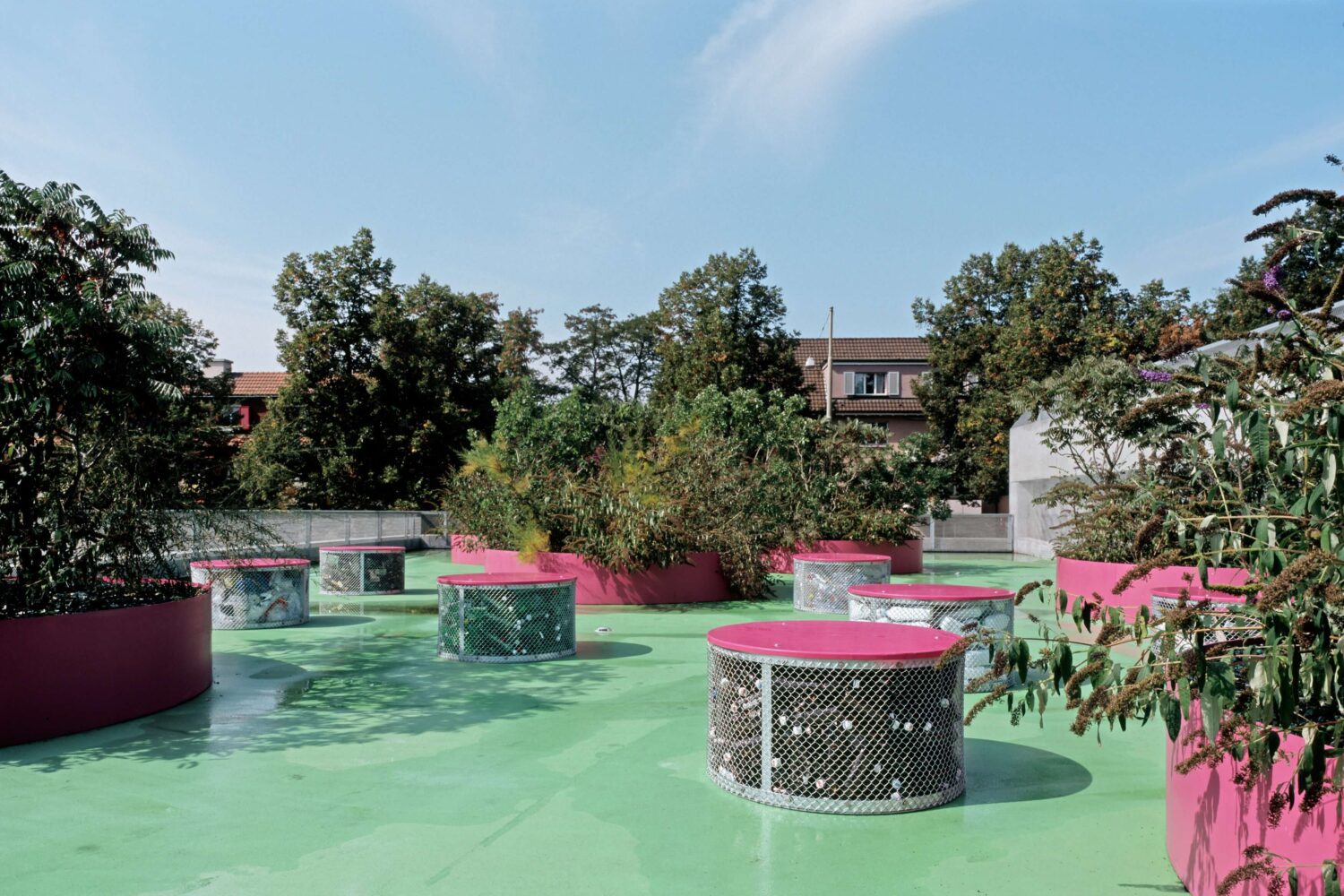 奥奥斯·马格回收公司，温特图尔

注：OOS可能不是常见词汇，这里按名称原样保留Maag音译为马格，Winterthur 是瑞士城市温特图尔  -6