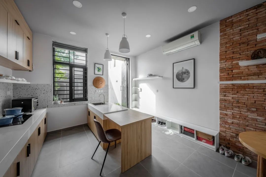 绿色环绕的越南西贡 94 平米住宅设计-50