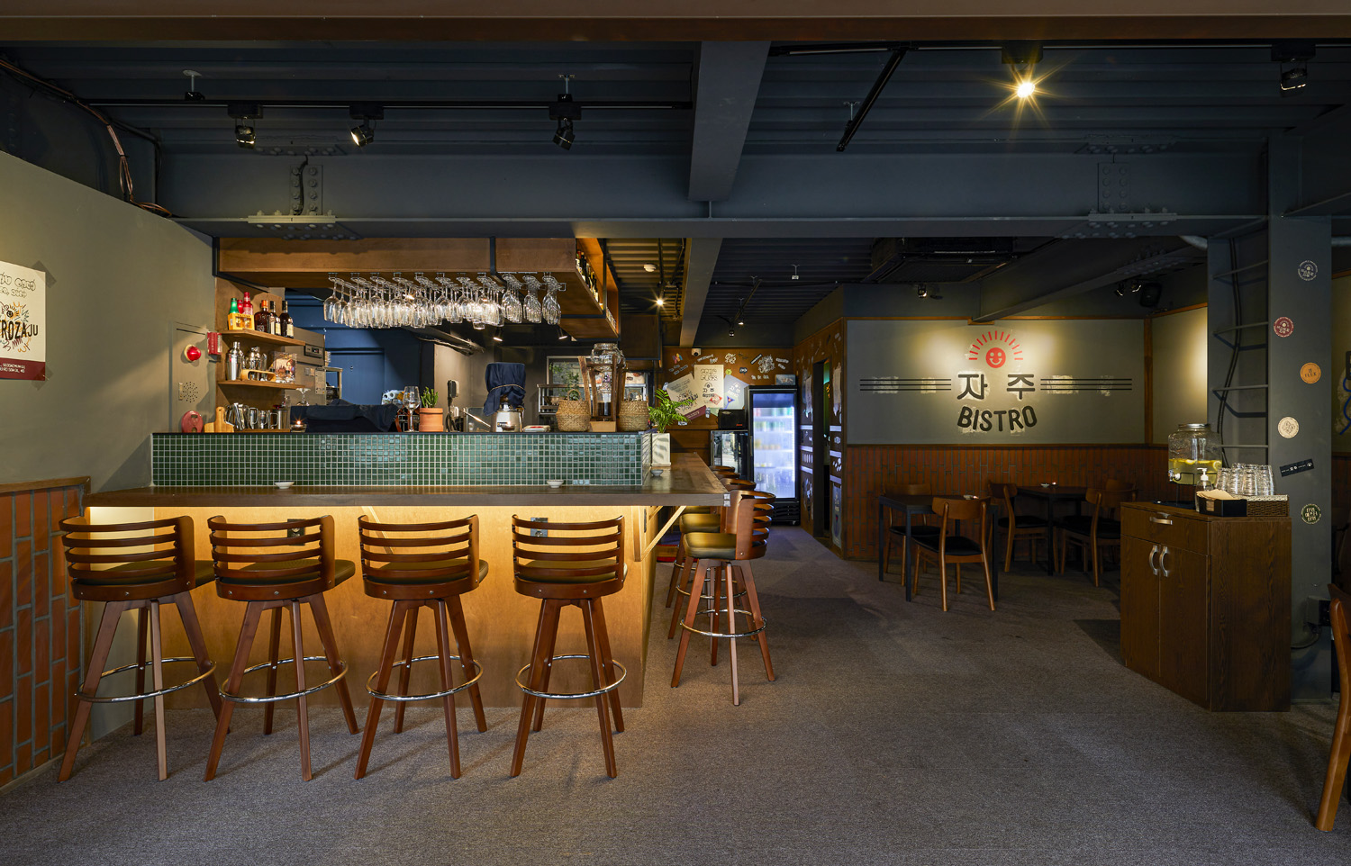 22 平米简约风家居，明亮灯光营造温馨氛围-2