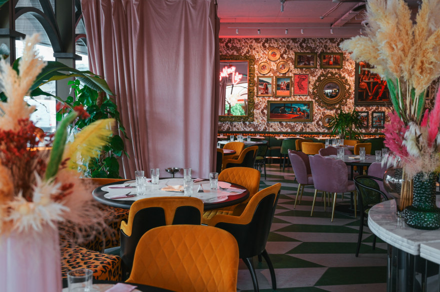 莉莉餐厅丨RomaniaIasi丨Sergiy Sarana等7人-45