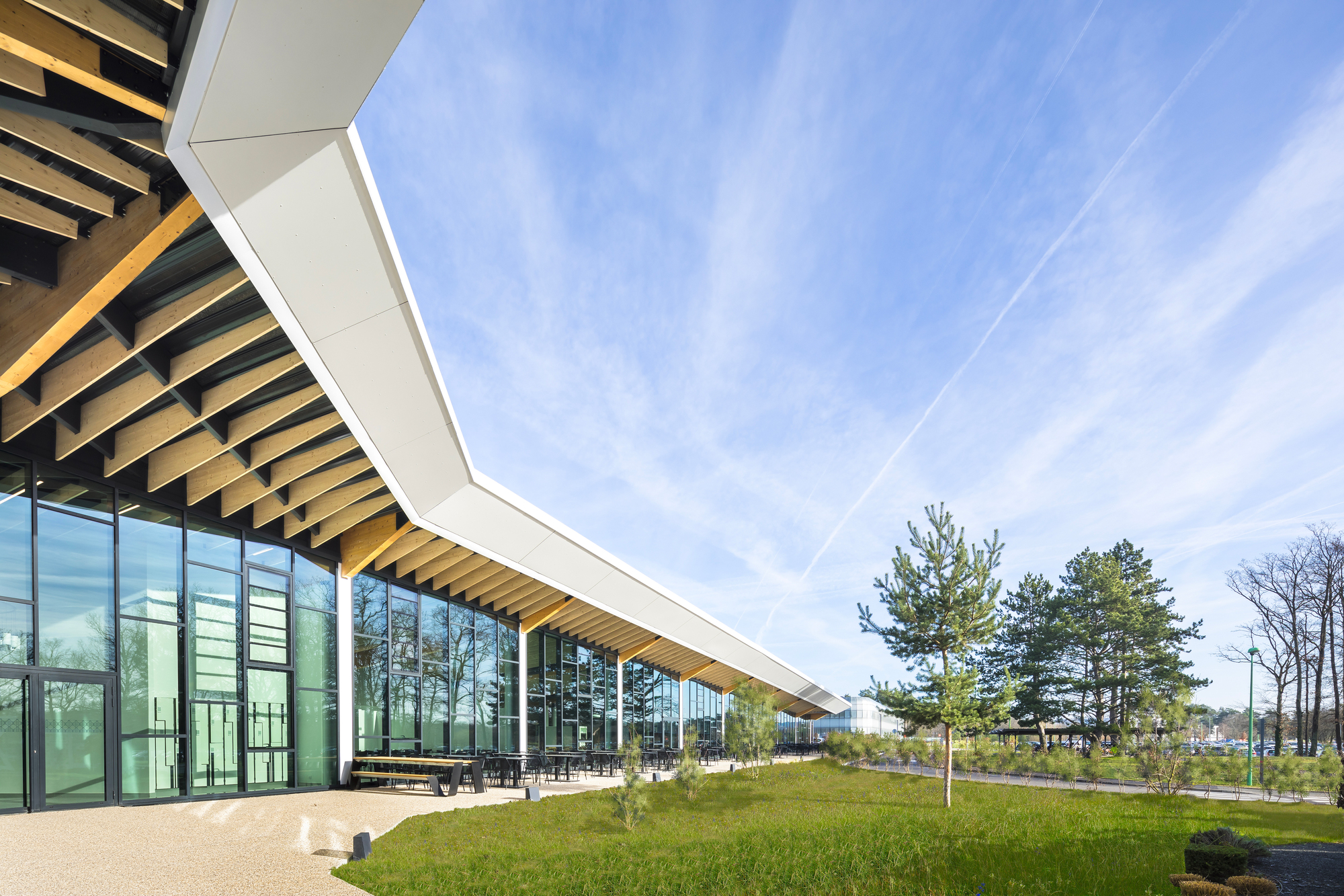 Parfums Christian Dior Company Restaurant  / Palissad Architectures-31