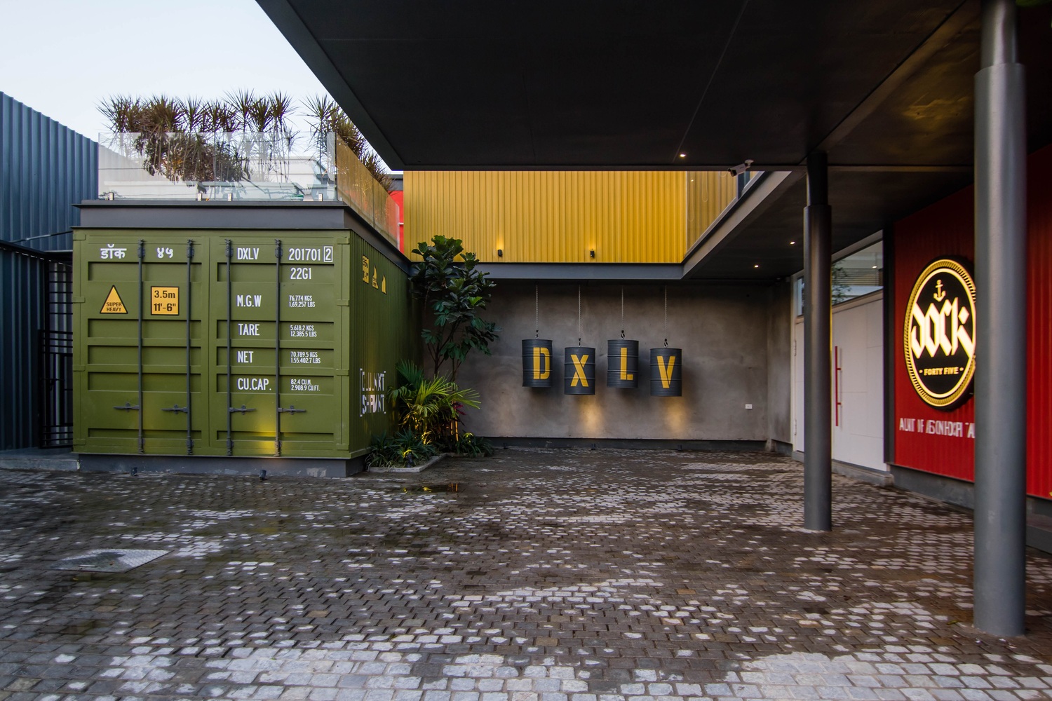 Dock 45  Spacefiction studio-36