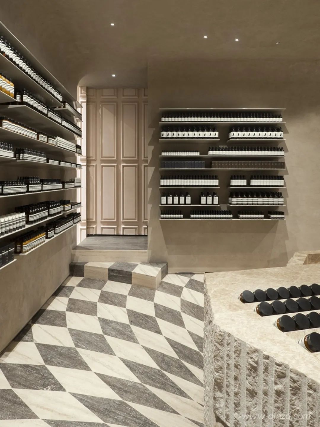 Aēsop 品牌文化打造与室内设计案例解析-27