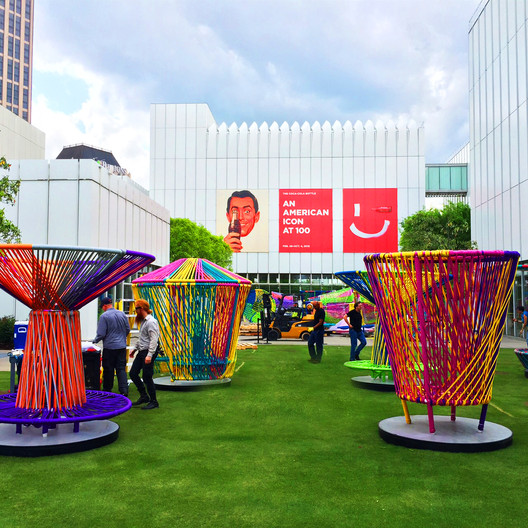 'Los Trompos'临时装置-62