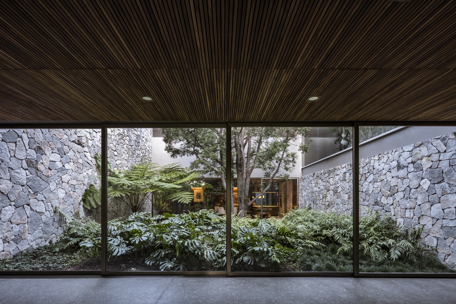 墨西哥瓜达拉哈拉生态住宅设计-31